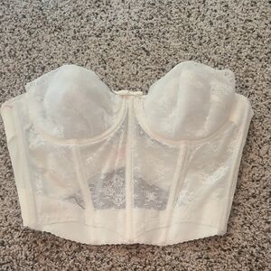 Vintage White Lace Bustier